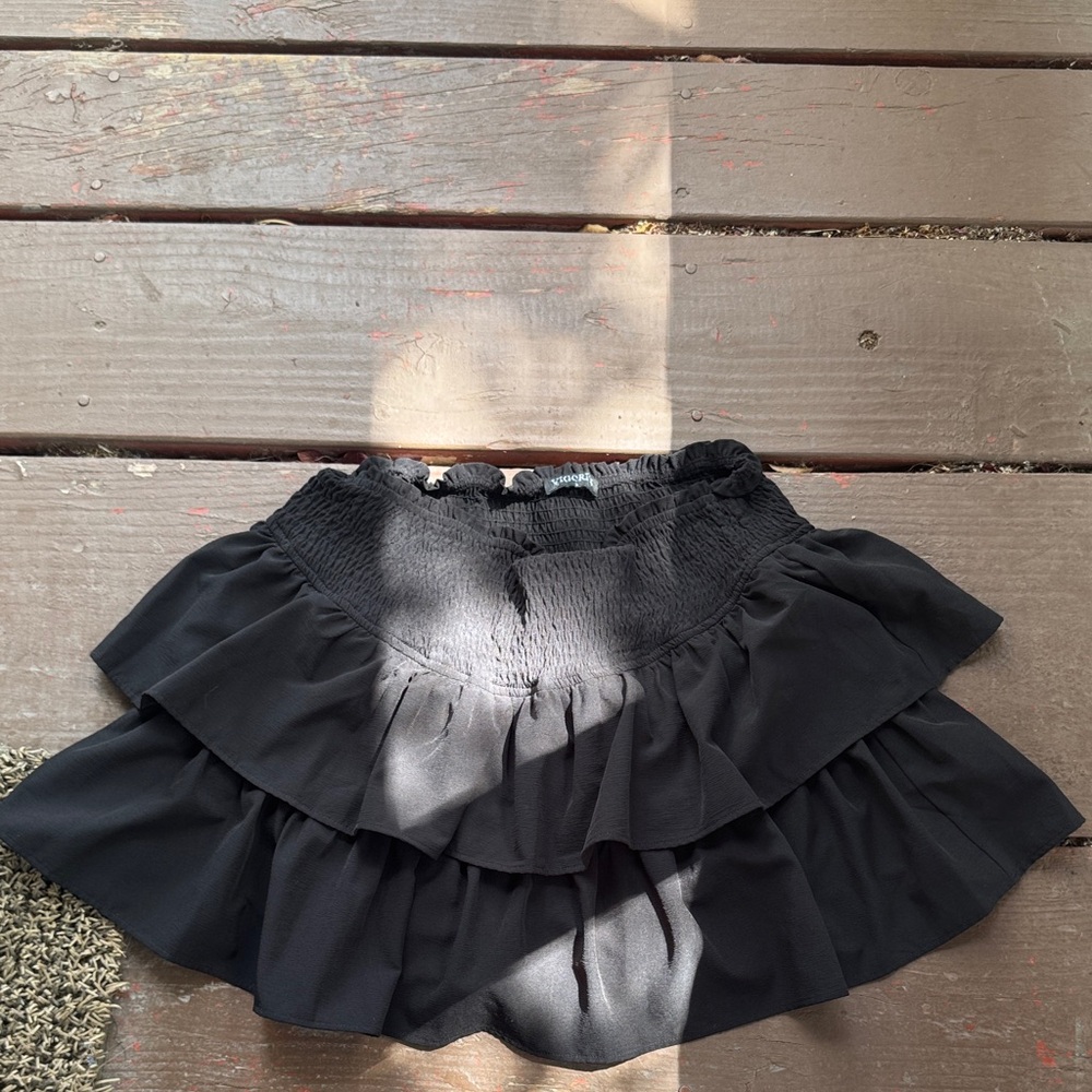 Chic Black Layered Mini Skirt